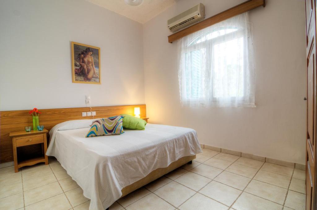Elia & Tina Apartments Hersónissos Chambre photo